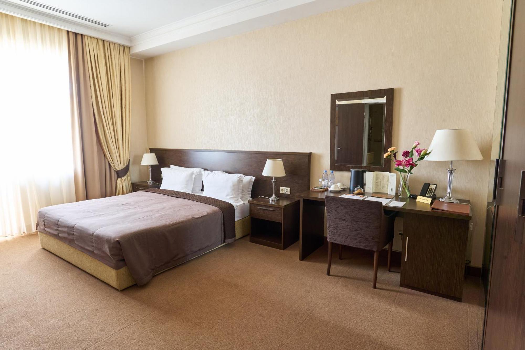 Kainar Hotel Shymkent Luaran gambar